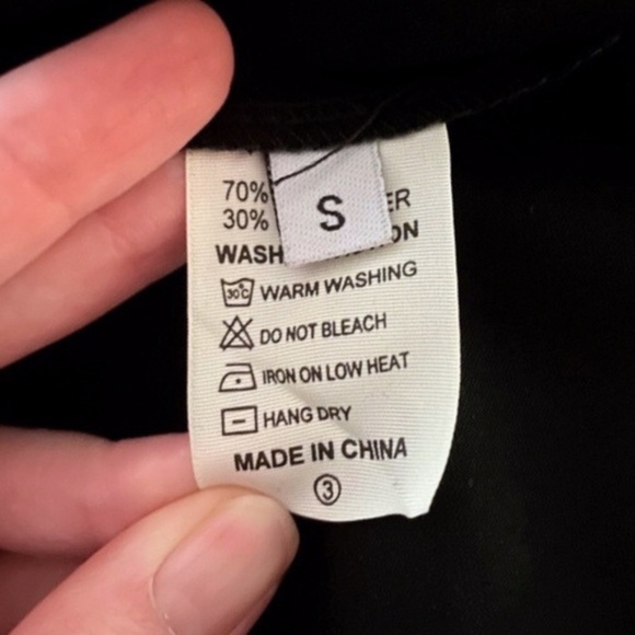 Lace Long Sleeve Bow Tie Neck Crop Top Black Small - Picture 11 of 12